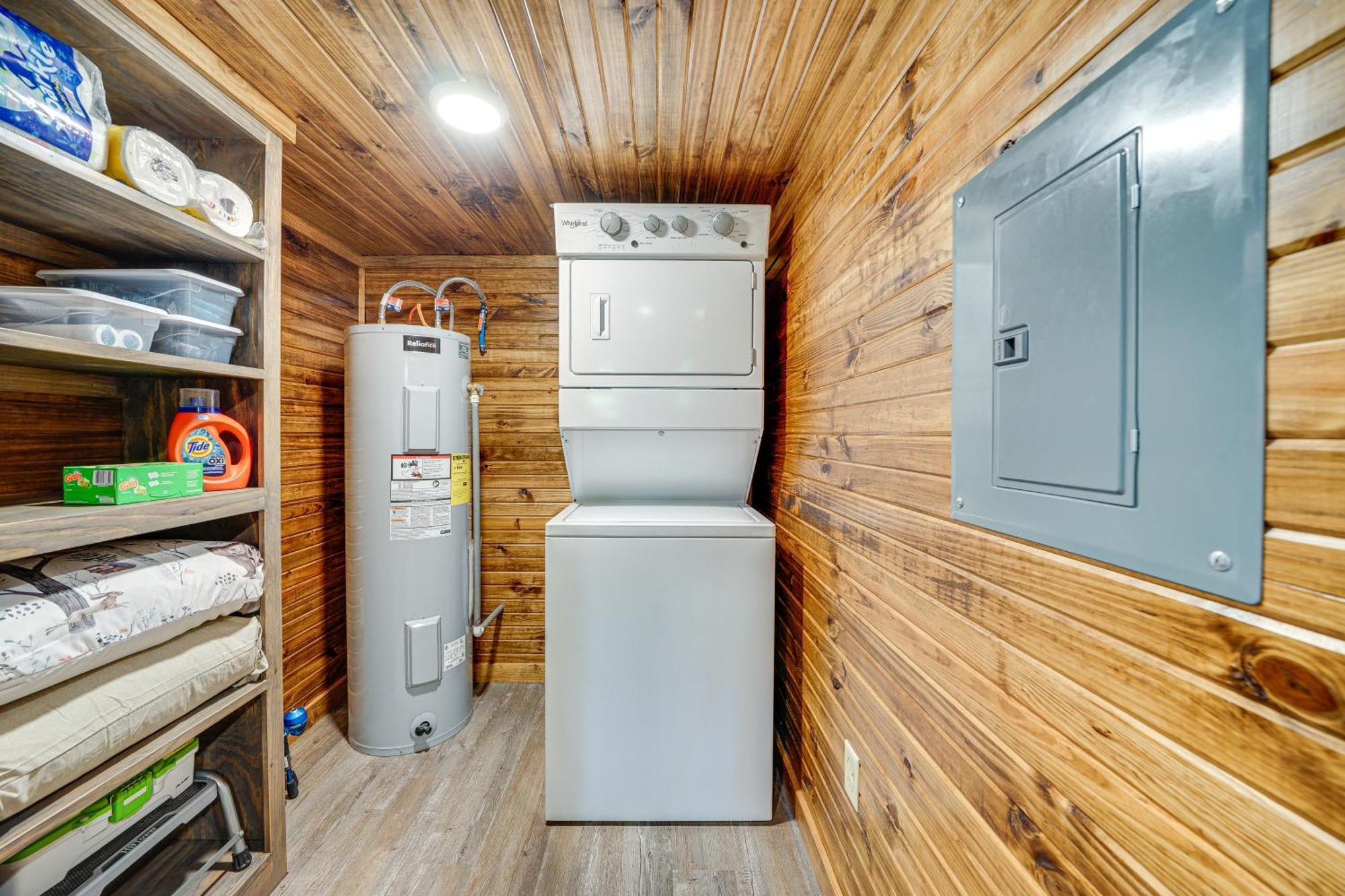 Couples Cabin In Broken Bow About 5 Mi To Downtown! Екстериор снимка