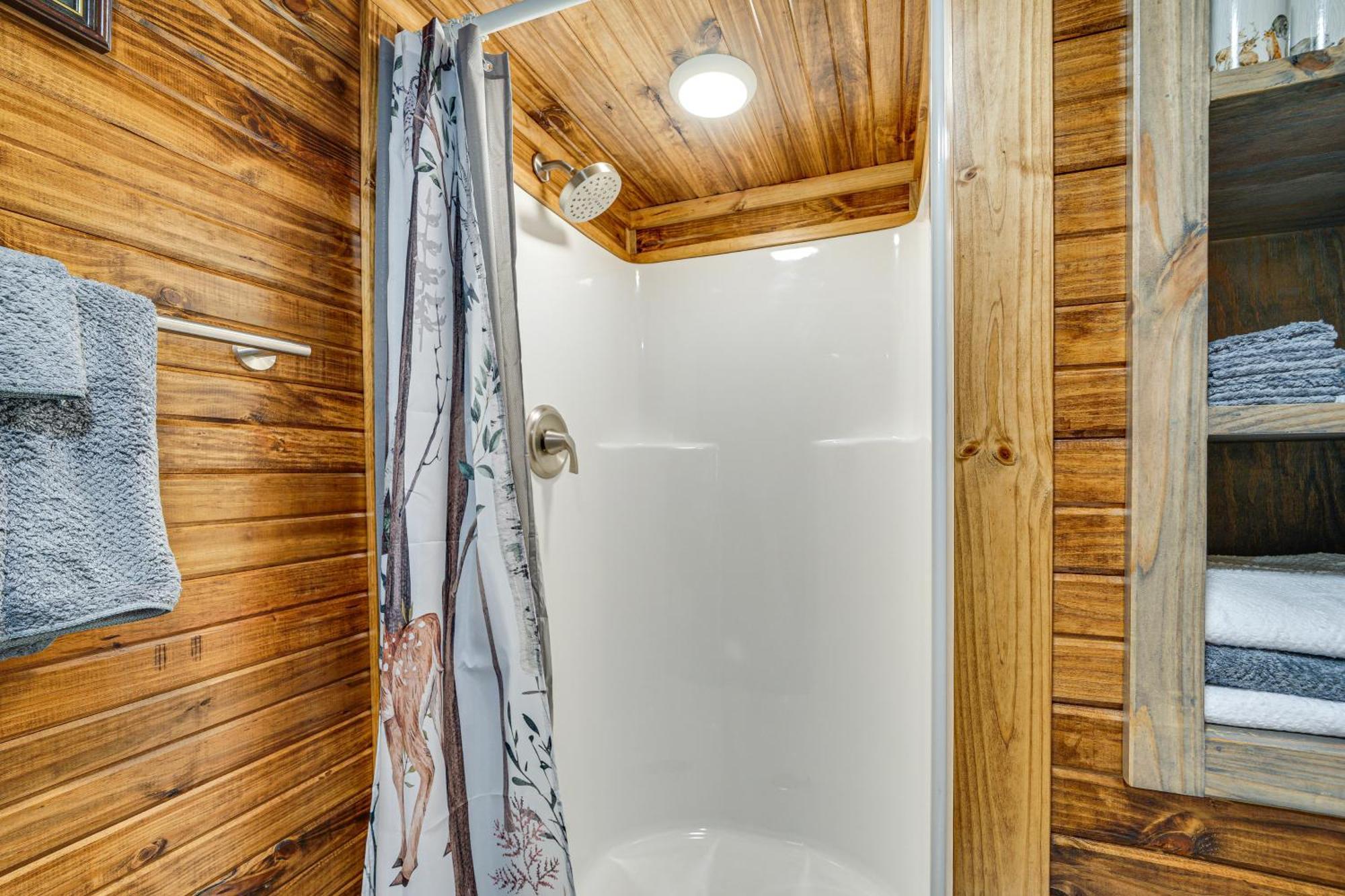 Couples Cabin In Broken Bow About 5 Mi To Downtown! Екстериор снимка